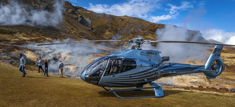 1-Hour Helicopter Tour in Iceland: The Geothermal Tour - Over Lava Fields and Craters: Peeking Into a Volcanic Bowl