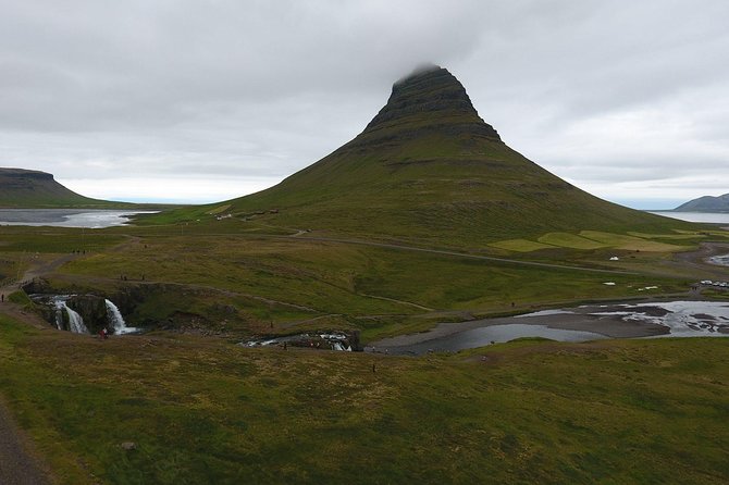 2 Day Snæfellsnes Tour Lava Caving and the Northern Lights - Vidgelmir Lava Cave: what 8,000 years underground is like