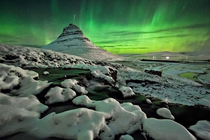 7-Day Self-Drive Private Tour Northern Lights Adventure - Iceland South & West - South Coast peak day: Fjaðrárgljúfur, Diamond Beach, and a super jeep ice cave