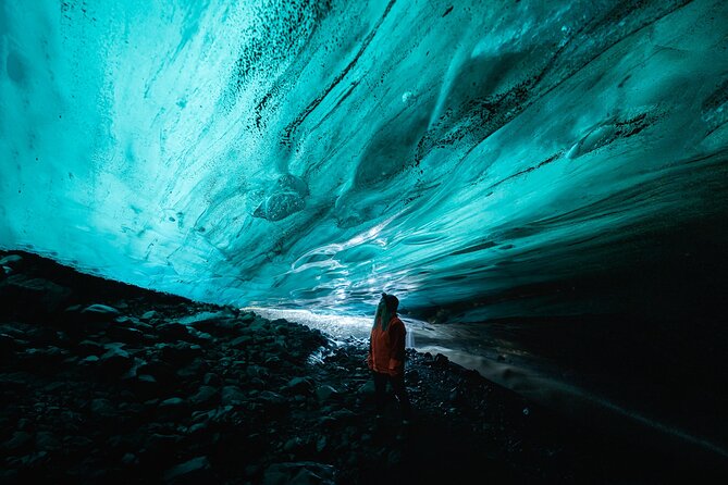 8-Day Small Group Tour Around Iceland from Reykjavik - Day 2: Seljalandsfoss and Skógarfoss, Black Sand at Reynisfjara, Plus Sólheimajökull Glacier Hike