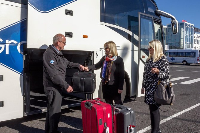 Airport Express Shared Arrival Transfer from Keflavik Airport to Reykjavik Hotels - The arrival workflow that keeps you from wandering