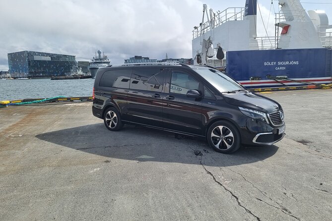 Airport Transfer - Getting to Your Hotel Faster Than Public Transit or Taxis
