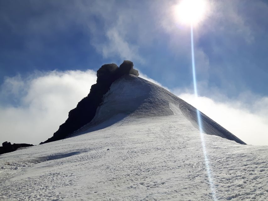 Arnarstapi: Snæfellsjökull Glacier and Volcano Hike - Glacier-Volcano Drama: What Makes Snæfellsjökull Worth Your Time
