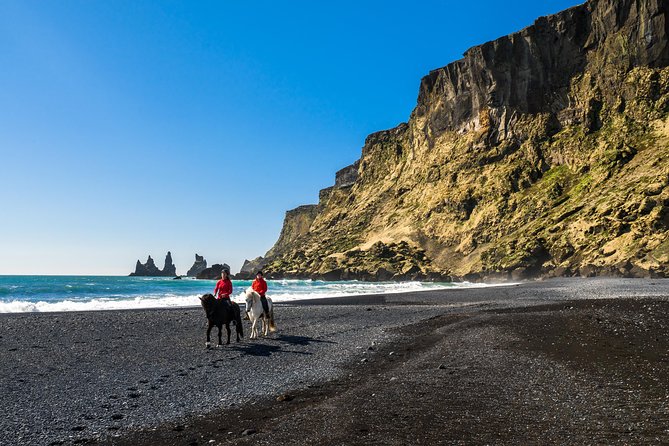 Black Sand Beach Horse Riding Tour from Vik - The guides and the photos that save you time