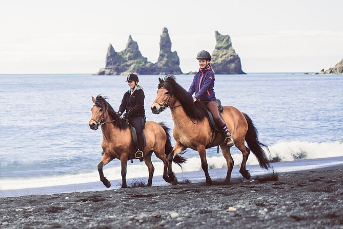 Black Sand Beach Horse Riding Tour from Vik - How the location in Vík changes the value of the ride