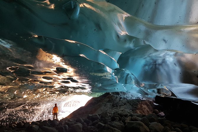 Blue Ice Cave Adventure - Super Jeep to Breiðamerkurjökull, and Why the Drive Matters