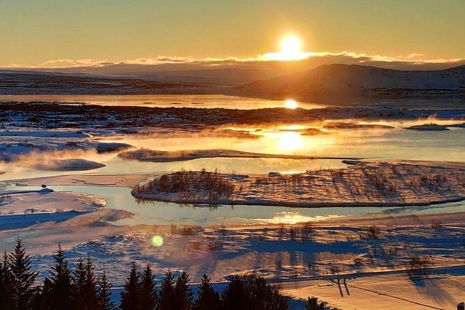 Blue lagoon Premium and Private Golden circle tour - Kerið crater lake: a volcanic finish that changes the pace