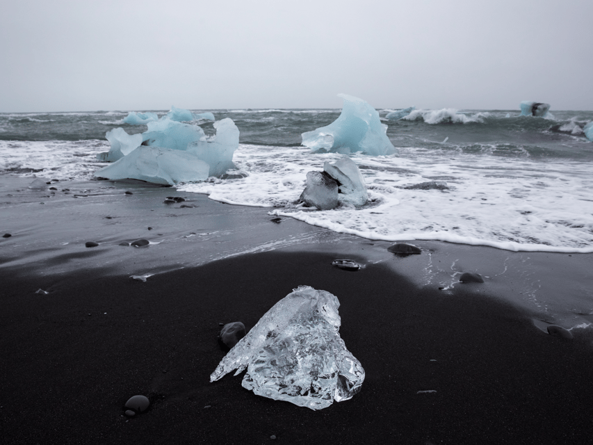 Diamond Beach & Jökulsárlón Glacier Exclusive Day Tour - Vatnajökull National Park observation deck for big-picture glacier views