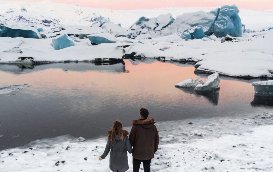 From Jökulsárlón: Crystal Blue Ice Cave Super Jeep Tour - Photography in ethereal light: how to get the shot without panicking