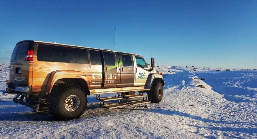 From Jökulsárlón: Vatnajökull Glacier Blue Ice Cave Tour - Quick Logistics at Jökulsárlón: Where You Go, What You Bring