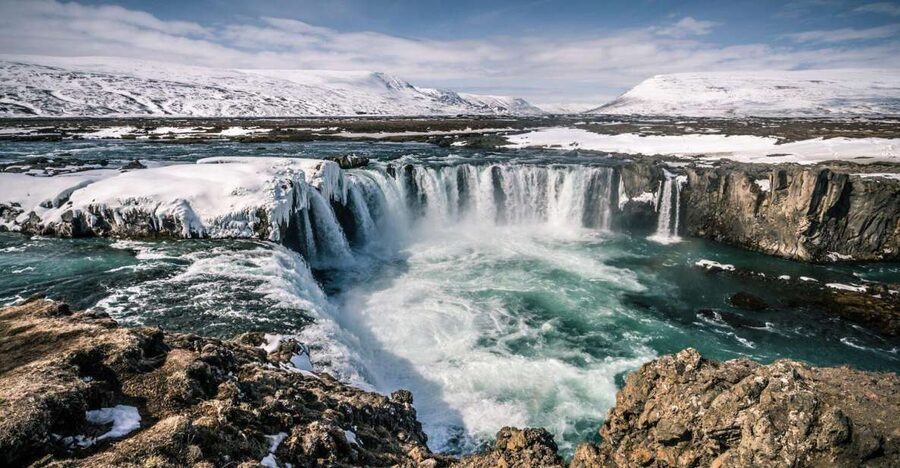 From Reykjavik: 6-Day Icelandic Ring Road Tour - Day 2: Vik, Glacier Lagoon Icebergs, and Diamond Beach’s Sparkle