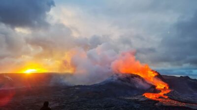 Fagradalsfjall Volcano Hike with Geologist