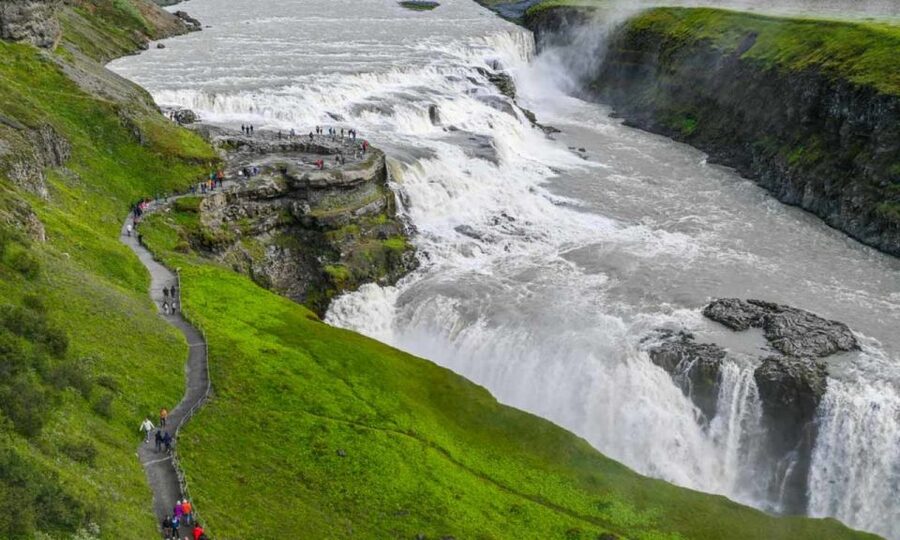 From Reykjavík: Full-day Golden Circle & Horse Riding Tour - Thingvellir National Park: where geology becomes the main character