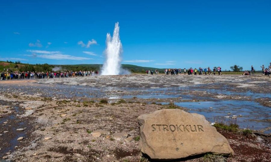 From Reykjavík: Full-day Golden Circle & Horse Riding Tour - Geysir: watching an eruption in person is the point