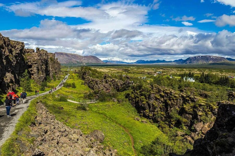 From Reykjavik: Full-Day Horse Riding & Golden Circle Tour - Geysir hot spring area: steam, color, and quick breaks