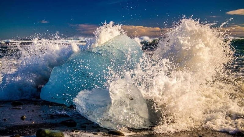 From Reykjavik: Glacier Lagoon and Fjaðrárgjúfur Canyon Tour - Price and what you’re really getting for $216