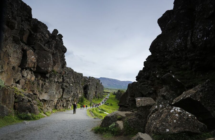 From Reykjavik: Golden Circle & Kerið Full-Day Tour - Þingvellir National Park: history plus geology in UNESCO space
