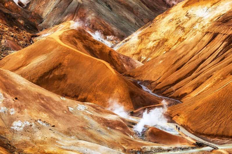 From Reykjavik: Kerlingarfjöll Hiking Day Tour - Highland Base in Ásgarður Valley: Your Midday Breather Before the Geothermal Valley