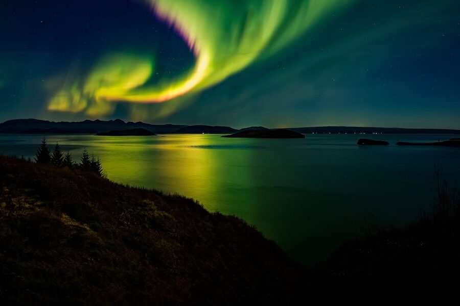 From Reykjavik: Northern Lights Chase with Expert Guide - Meeting up at BSÍ Bus Terminal, then rolling out of city glow