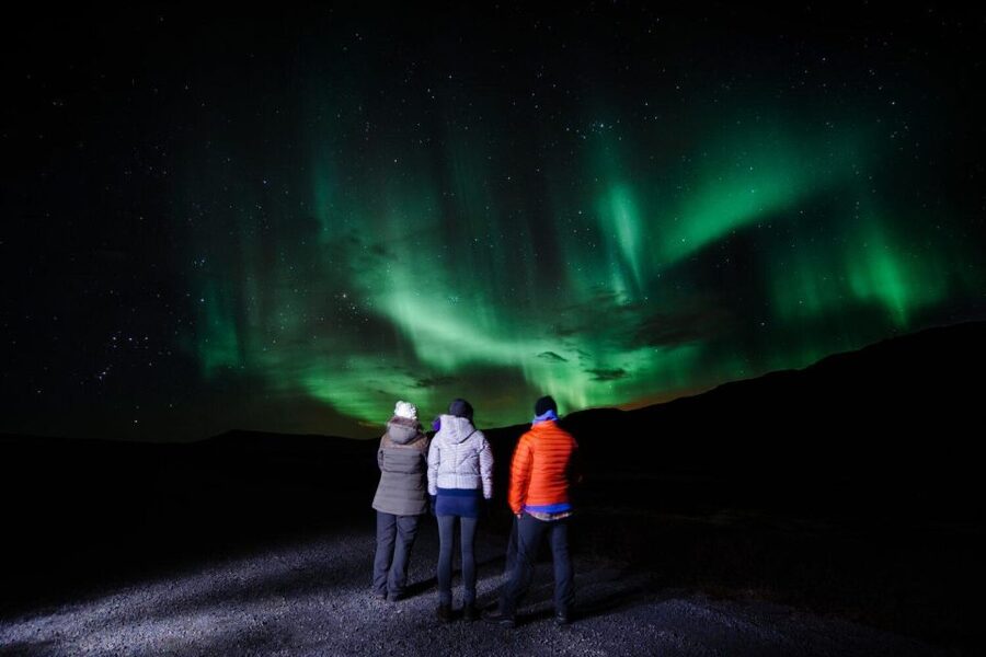 From Reykjavík: Northern Lights Super Jeep Tour - Price and logistics: is $198 good value?