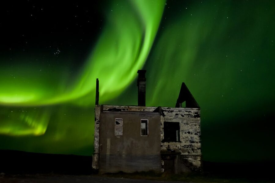 From Reykjavik: Northern Lights Tour with Hot Cocoa & Photos - When the aurora doesn’t show, your backup plan and what to expect