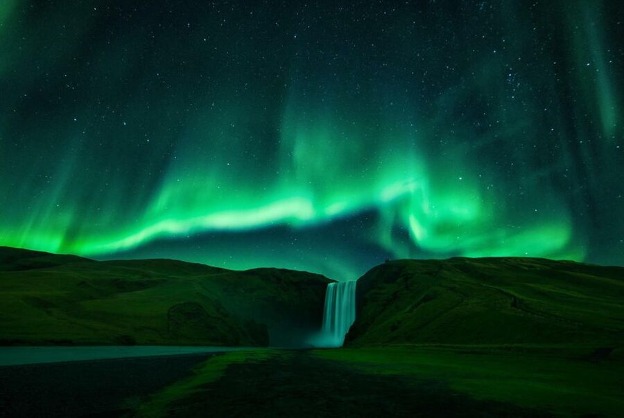 From Reykjavik: Northern Lights Tour with Lifetime Guarantee - Getting Picked Up, Then Getting Out of Town Without Stress