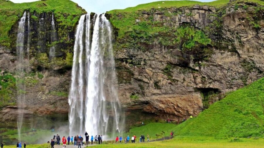 From Reykjavik: Private South Coast Tour in Iceland - Sólheimajökull glacier viewpoint: what you actually get