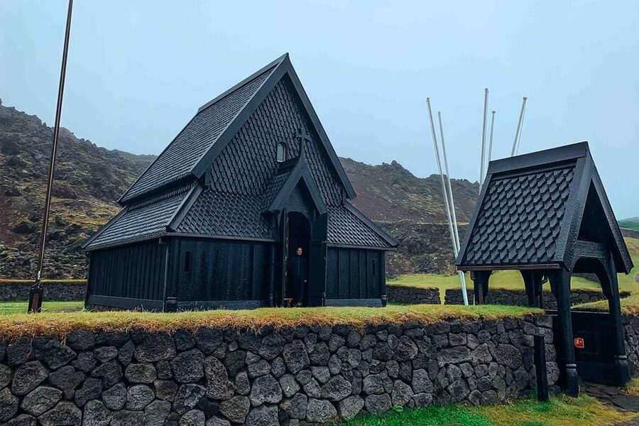 From Reykjavik: Puffin and Volcano Tour in Westman Islands - Reykjavik Pickup, The Drive to Landeyjahöfn, and the Herjólfur Ferry Ride