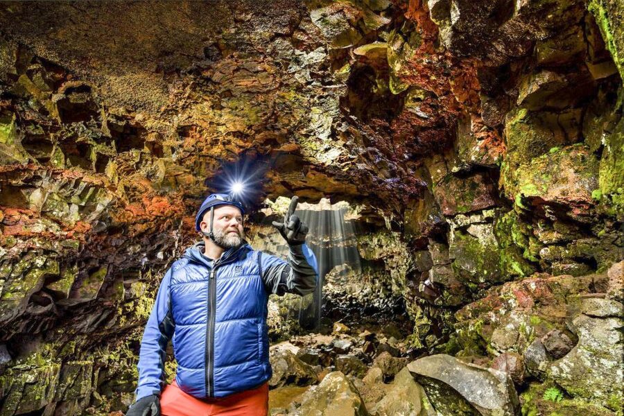 From Reykjavik: Raufarhólshellir Lava Tunnel by Bus - Should You Book the Raufarhólshellir Lava Tunnel Bus Tour?