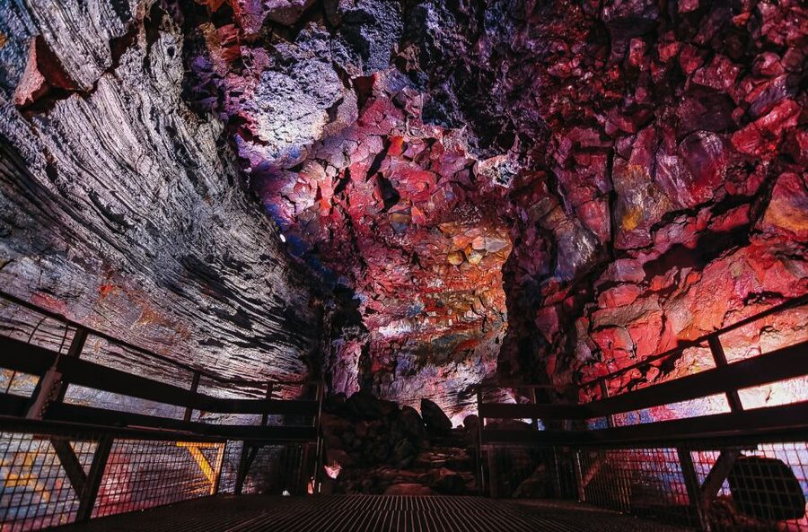 From Reykjavik: Raufarhólshellir Lava Tunnel by Bus - Inside the Cave: Helmet Light, Columns of Light, and Mineral Colors