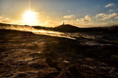 Reykjanes Geopark Tour & Airport Transfer