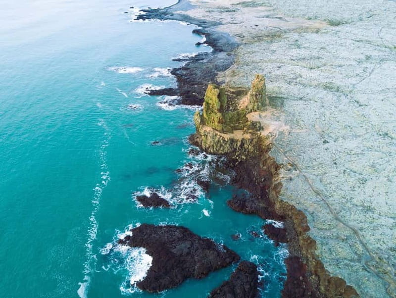 From Reykjavík: South Coast Highlights Day Tour - Vík í Mýrdal: Your Midday Reset in a Pretty, Weather-Famous Village