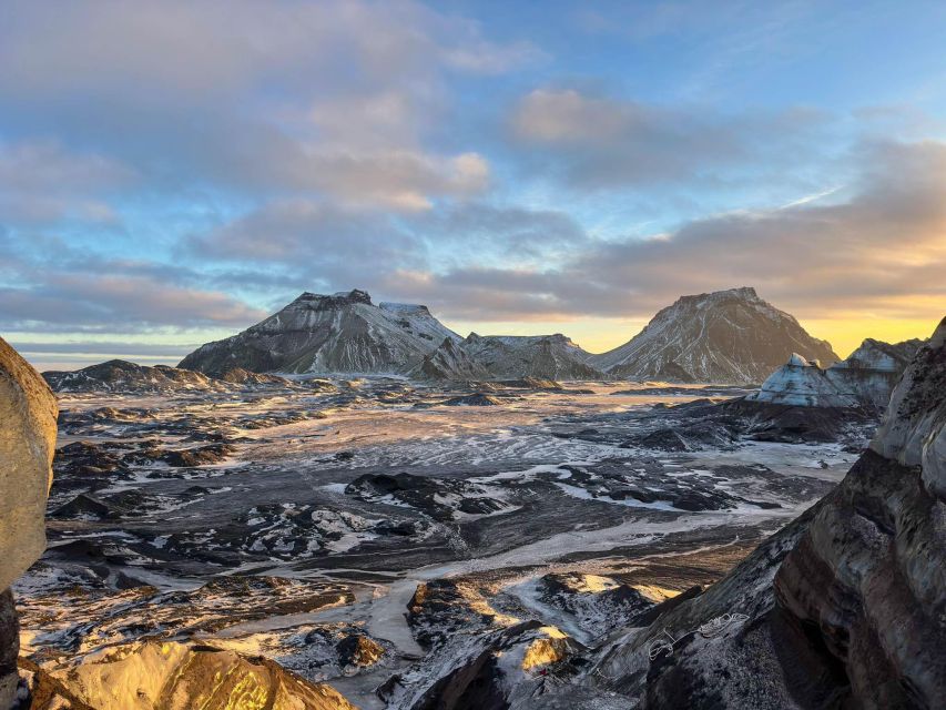 From Vik: Katla Ice Cave Small-Group Tour - Weather reality in Vík and how it affects the day