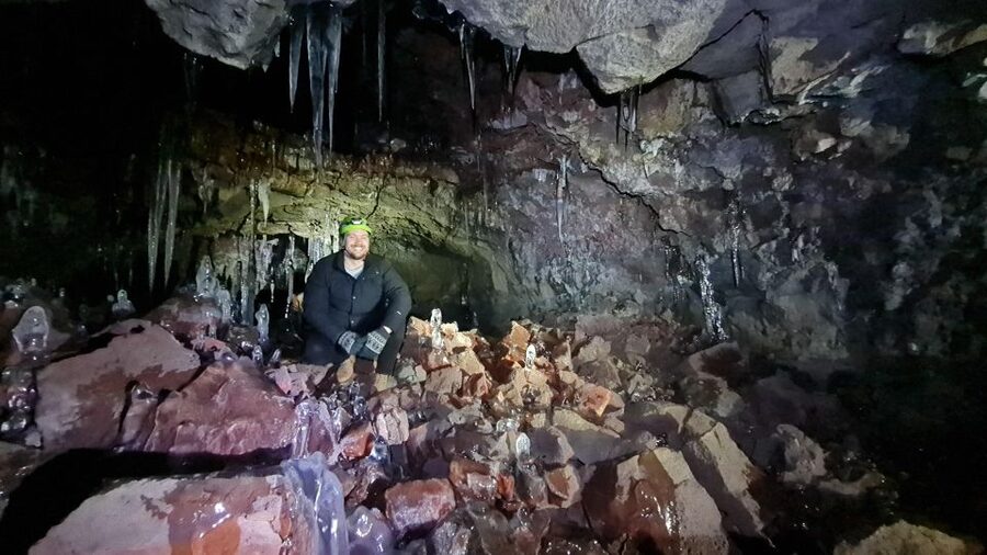 Geological Lava Tunnel Adventure - Arnarker Cave - Inside the cave: what the 5 hours actually feels like