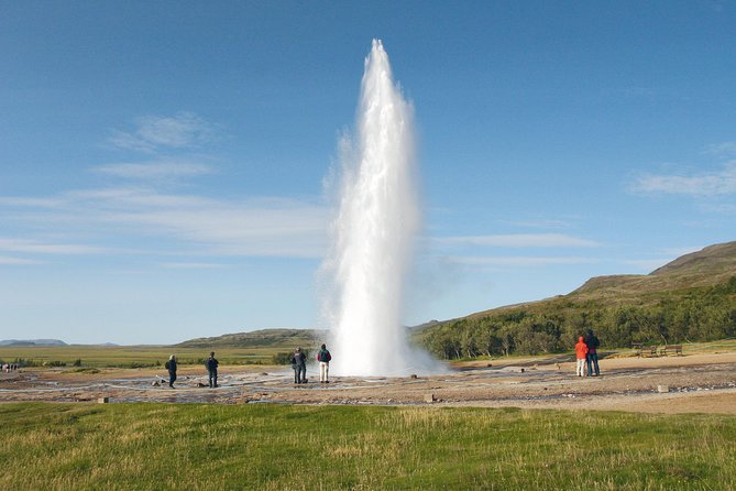 Golden Circle 7 Hours Bus Tour from Reykjavik - Gullfoss Waterfall: Power, Photo Time, and Midge Season