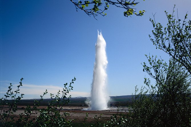 Golden Circle 7 Hours Bus Tour from Reykjavik - Should You Book the Afternoon Golden Circle Bus Tour?