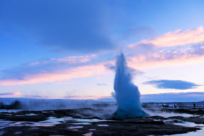 Golden Circle and Kerid Crater Afternoon Tour from Reykjavik - Thingvellir National Park: Continental Plates and the Late 900s