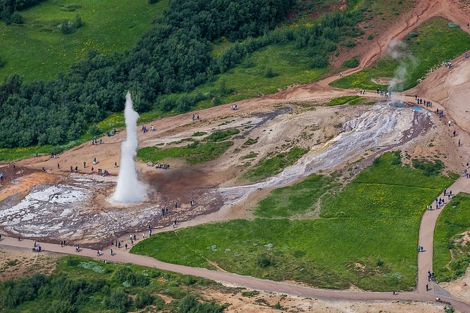 Golden Circle Super-Jeep Tour and Snowmobiling from Reykjavik - Þingvellir National Park and Þingvellir Parliament: short stop, big payoff