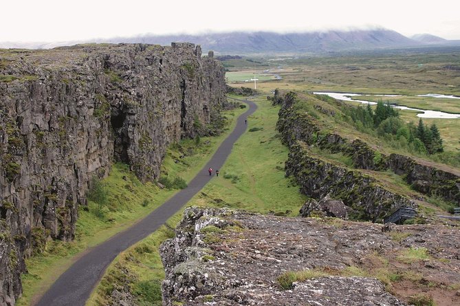 Golden Circle Super-Jeep Tour and Snowmobiling from Reykjavik - Langjökull glacier snowmobiling: how the ride works and what to expect