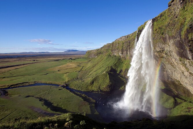 Guided Glacier Lagoon and Diamond Beach Day Trip from Reykjavik - The drive south: scenery you get on the way, not just at the stops