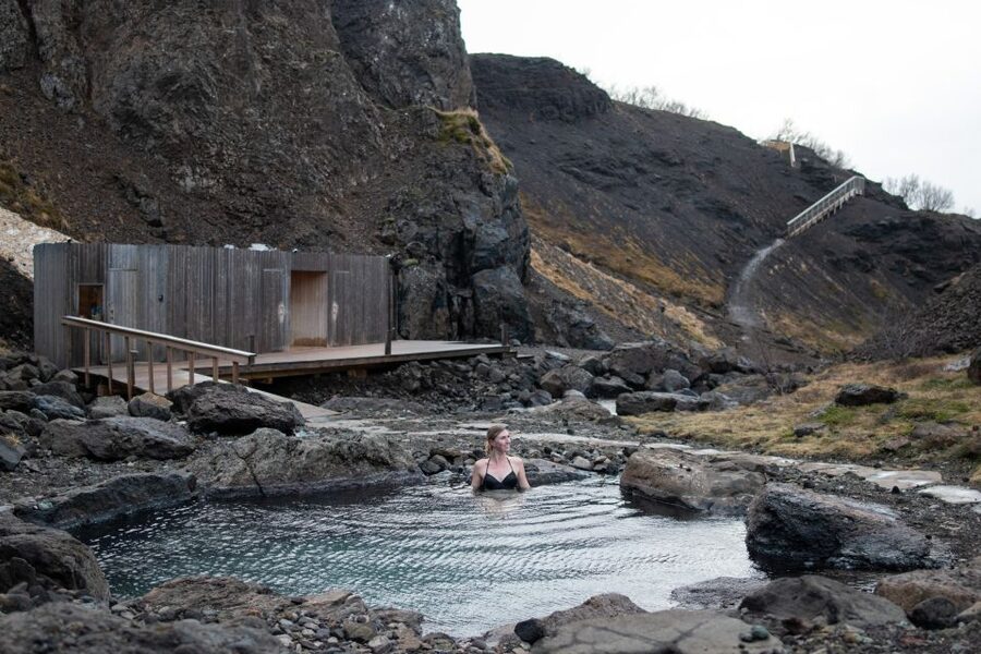 Husafell: Canyon Baths Soak with Short Highlands Hike - From Activity Center to Hringsgil Canyon: How the timing actually feels