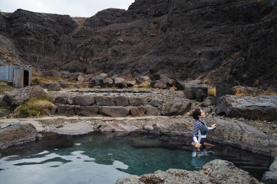 Husafell: Canyon Baths Soak with Short Highlands Hike - Crossing glacial meltwater and why the route can change