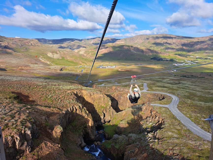 Hveragerdi: Mega Zipline Experience - Where you start at Reykjadalur Café, and what the first moments feel like