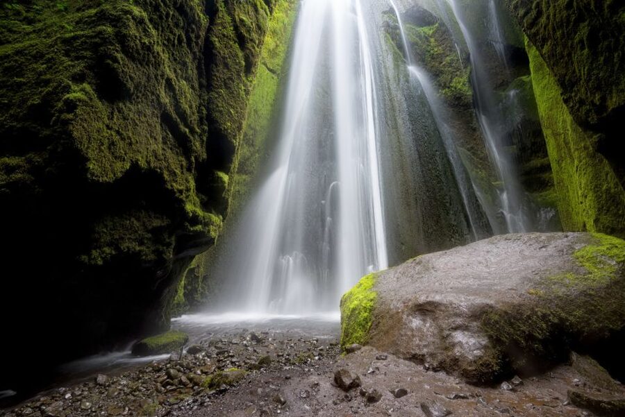 Iceland: 3-Day Golden Circle, South Coast, & Glacier Tour - Price and value: is $935 a fair deal?