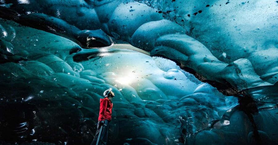 Iceland 3-Day Tour Golden Circle, Glacier Lagoon, & Ice Cave - Day 1 Golden Circle with Thingvellir, Geysir, and Gullfoss