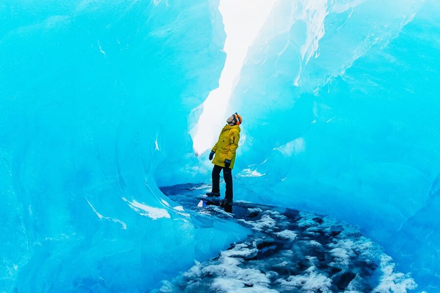Jökulsárlón: Vatnajökull Ice Cave Guided Tour - How your guide shapes the whole experience (and why names come up)