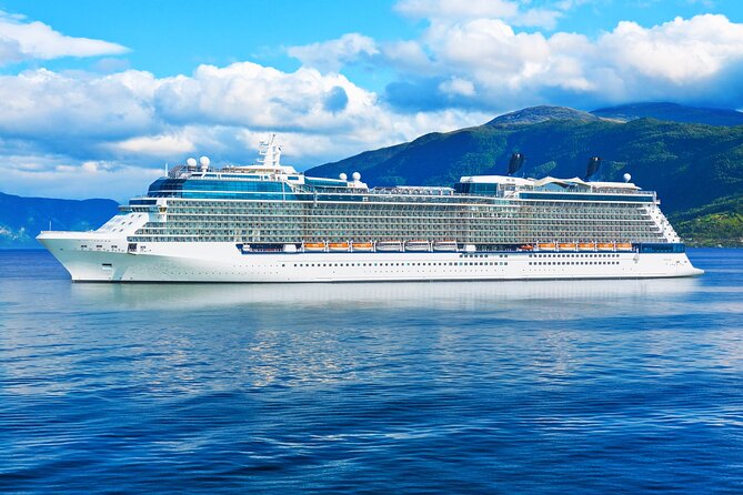 Keflavik Airport Private Transfer To/From Reykjavik cruise Ports - Reykjavik Cruise Ports: Skarfabakki vs. Miðbakki