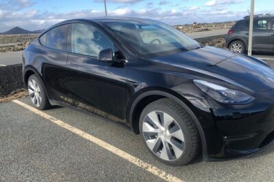 Keflavik International Airport Private Transfer To/From Reykjavik