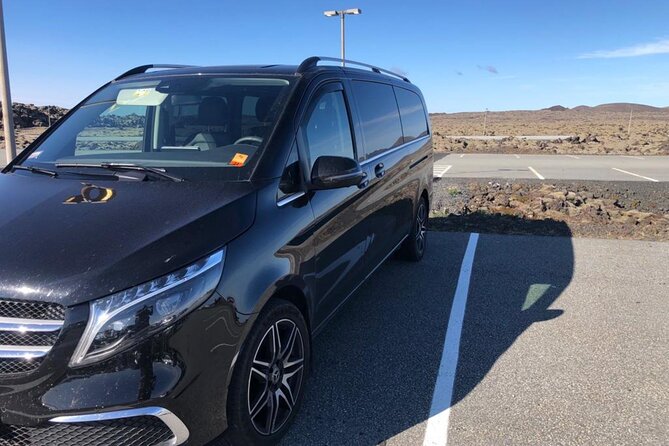 Keflavik International Airport Private Transfer To/From Reykjavik - One-Way vs Round-Trip: How to Choose What Fits Your Trip
