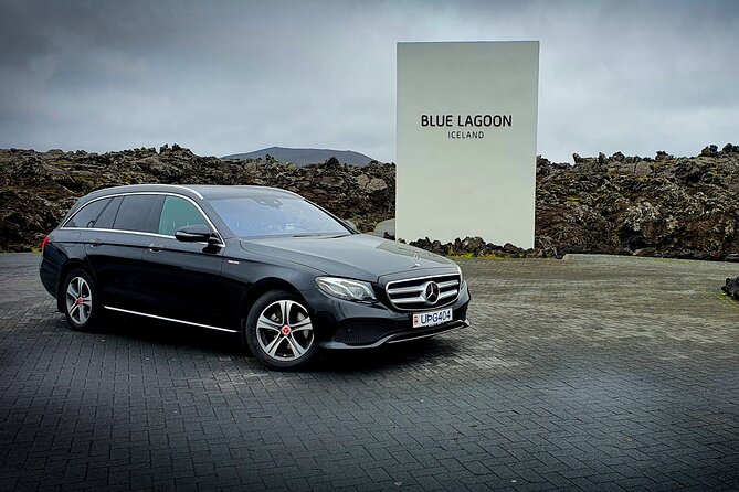 Keflavik To Reykjavik Private Luxury Airport Transfer - Door-to-door drop-off in Reykjavík